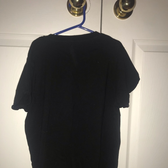 Sleep, outfit or active wear t-shirt - Picture 2 of 4